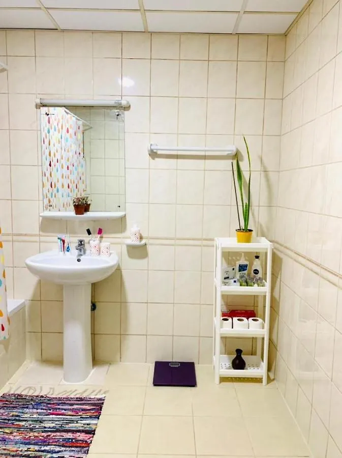 Ladies Only-Anaruby Backpackers - Metro Station Mashreq Dubaï